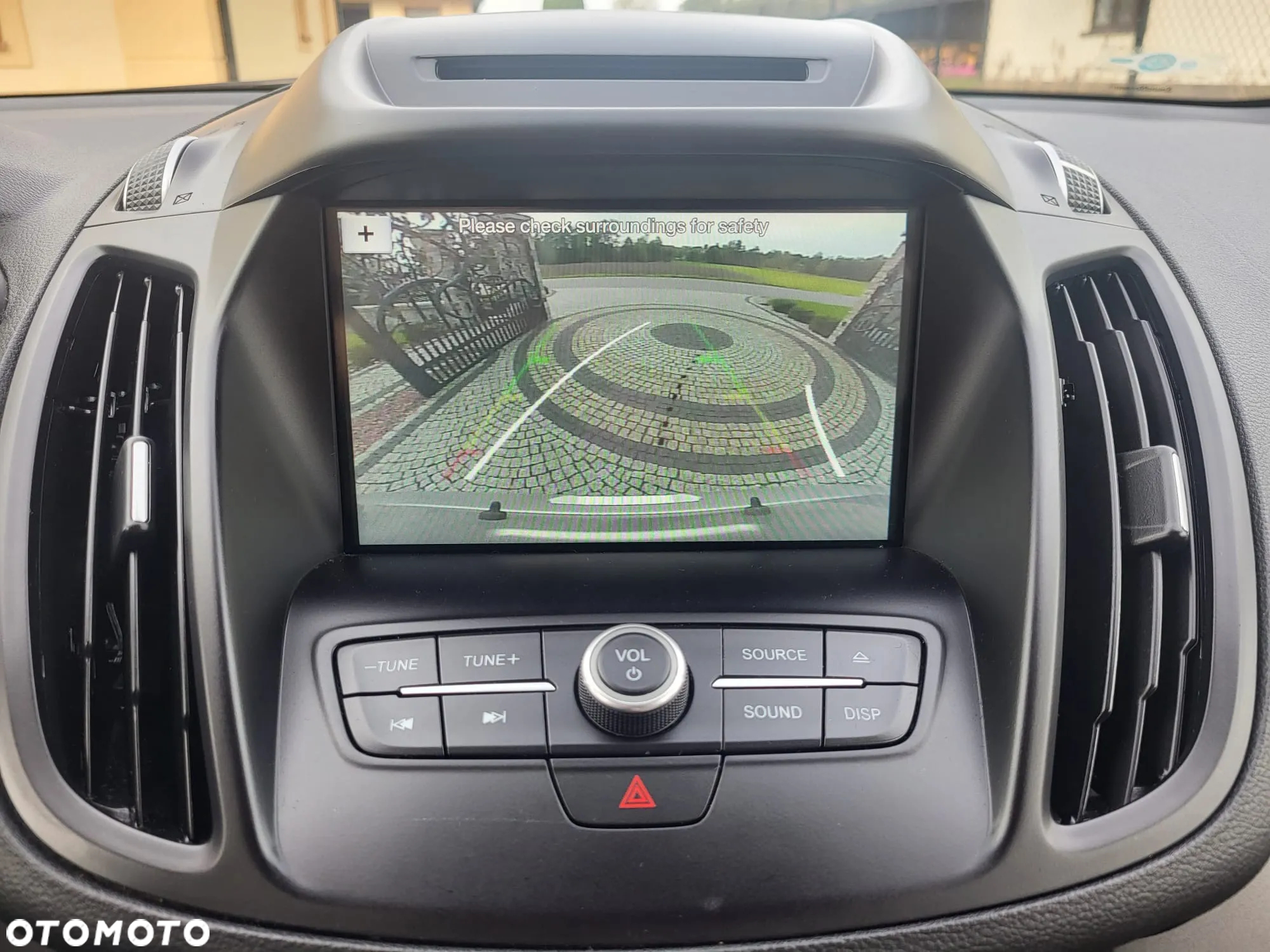 Ford Kuga - 6