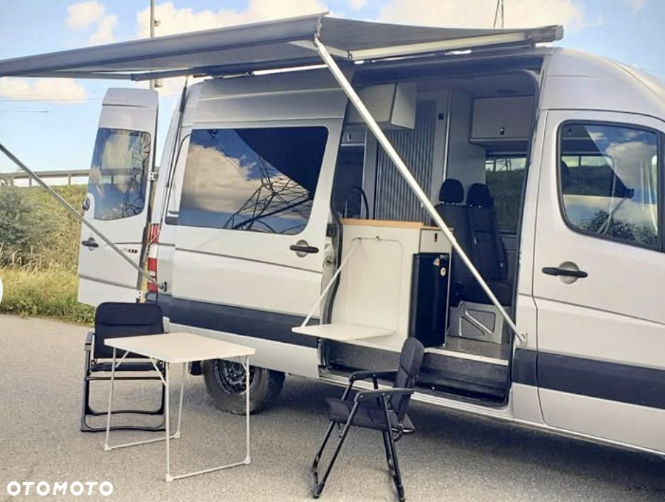 Mercedes-Benz Sprinter - 16
