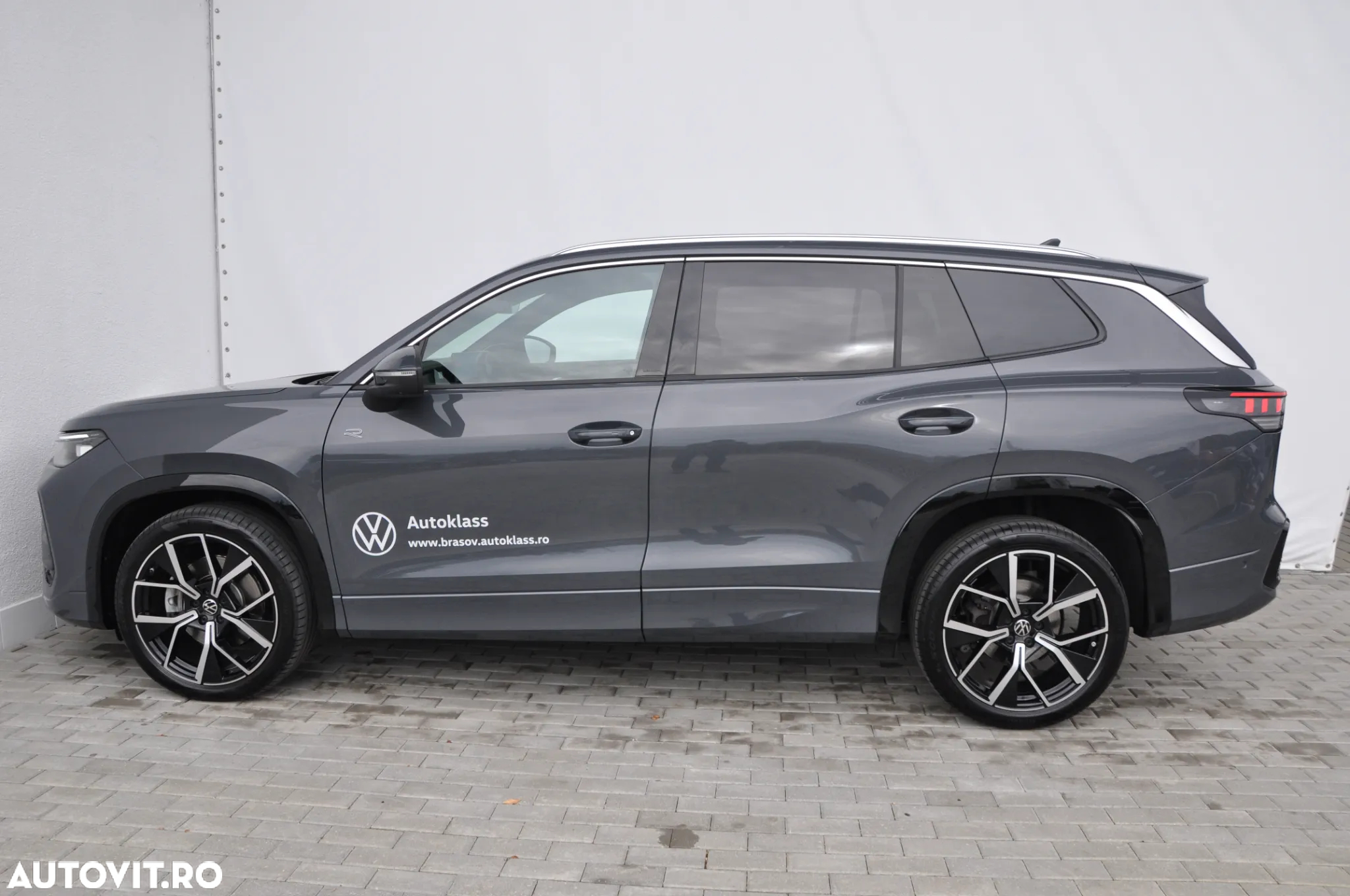 Volkswagen Tayron 2.0 TDI 4Motion DSG R-Line - 2