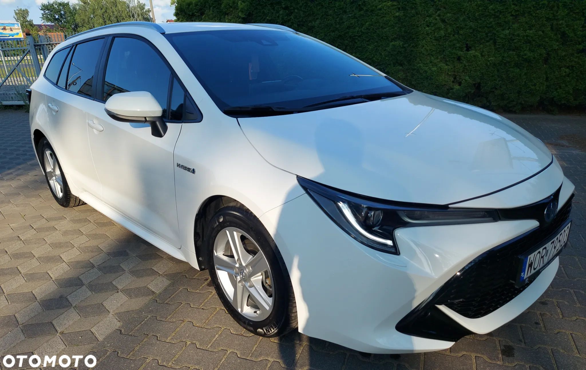 Toyota Corolla 1.8 Hybrid Touring Sports Comfort - 1