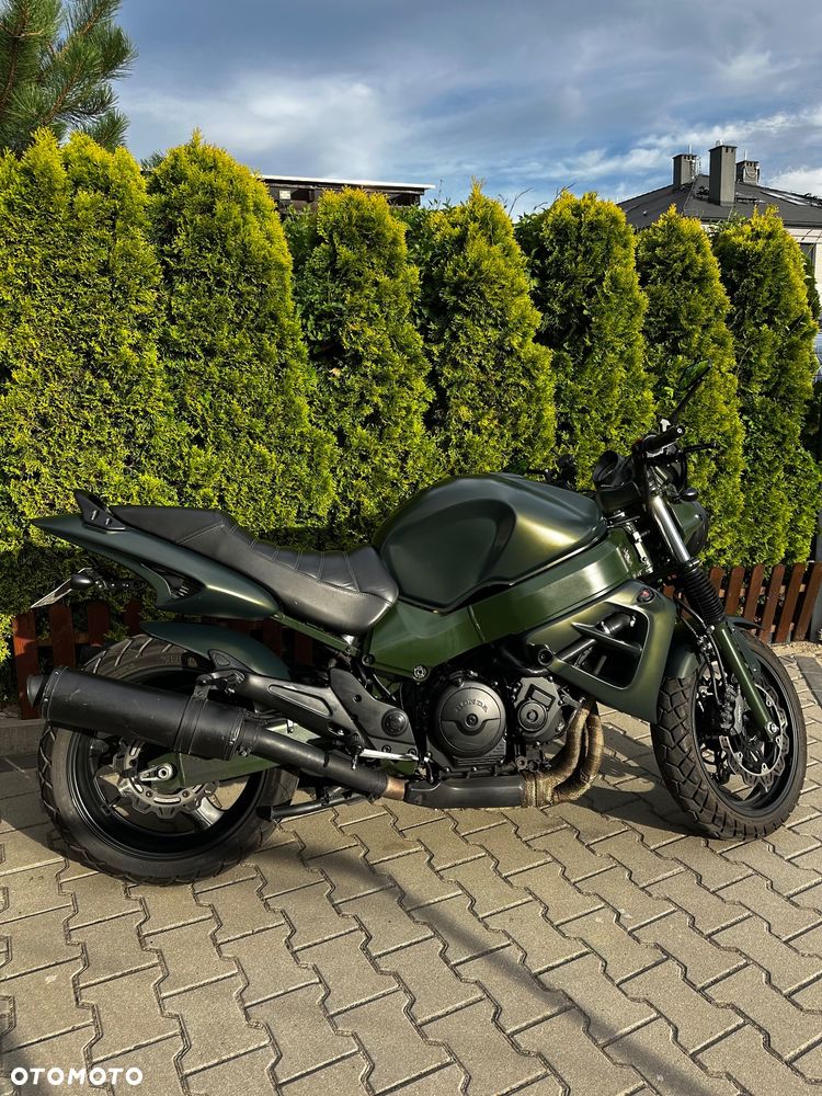 Honda X11 - 2