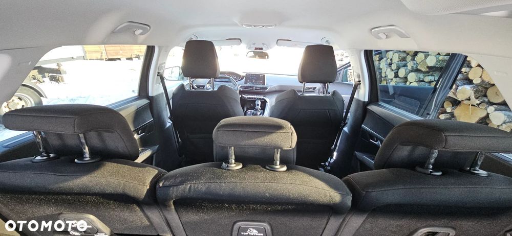 Peugeot 5008 - 16