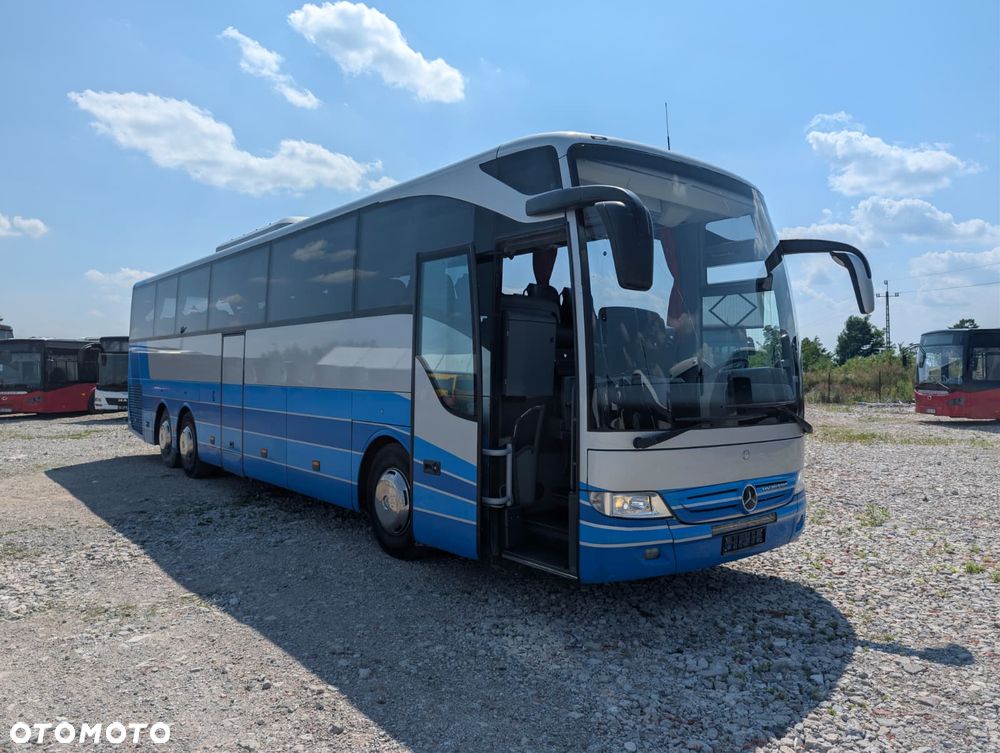Mercedes-Benz Tourismo - 1