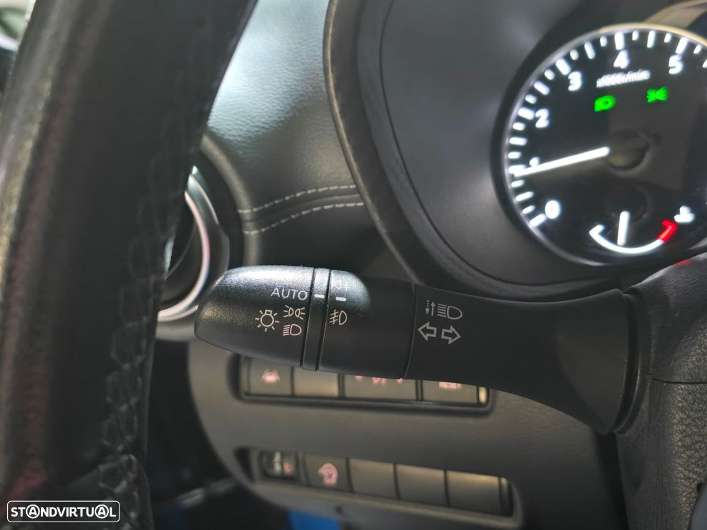 Nissan Juke 1.0 DIG-T N-Connecta - 21