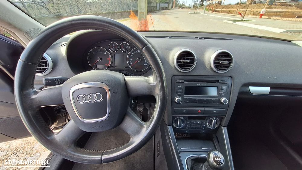 Audi A3 Sportback - 2