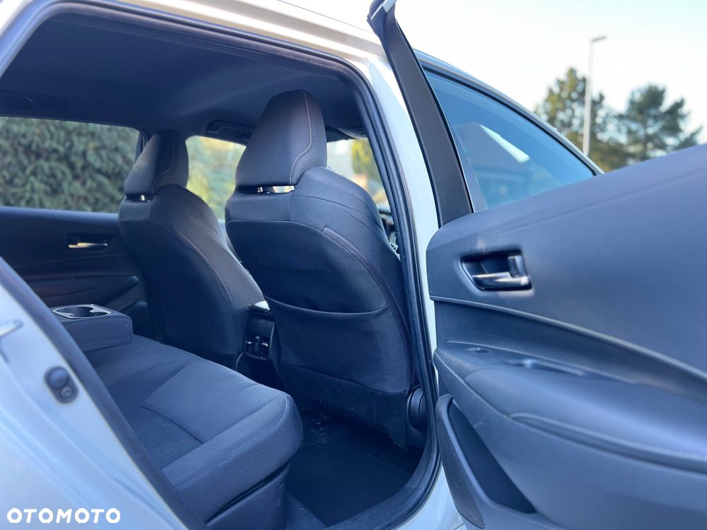Suzuki Swace 1.8 Hybrid Premium Plus CVT - 18