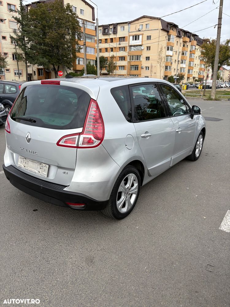 Renault Scenic dCi 110 Xmod Paris - 4