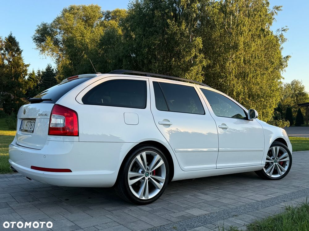 Skoda Octavia 2.0 TDI DPF RS - 11