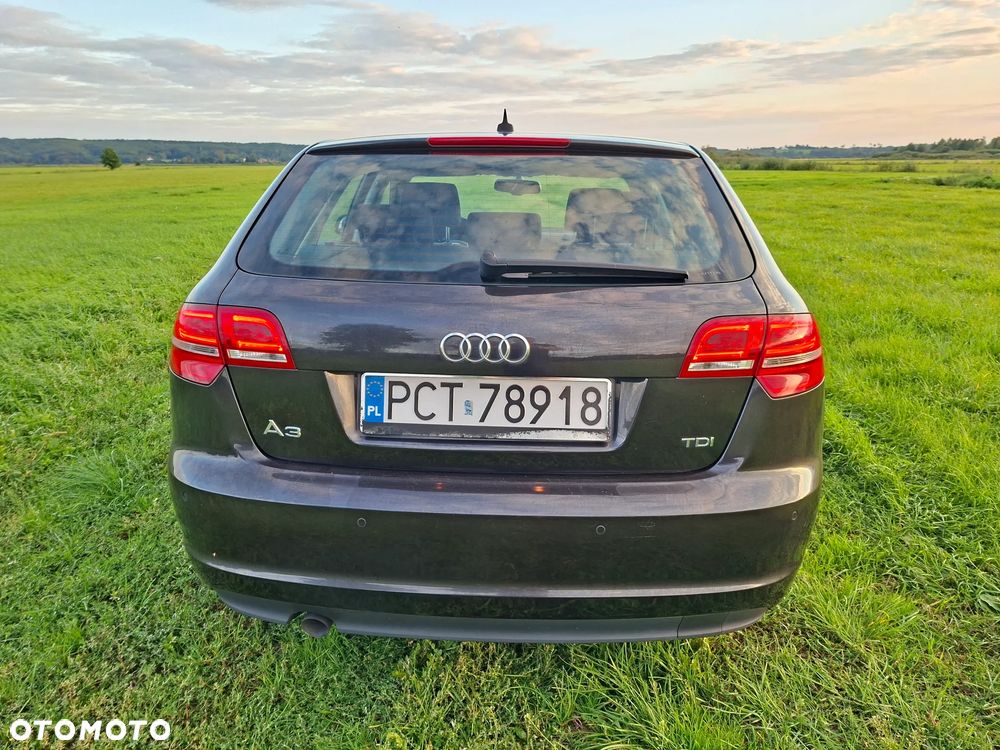 Audi A3 Sportback 1.6 TDI Ambiente S tronic - 6