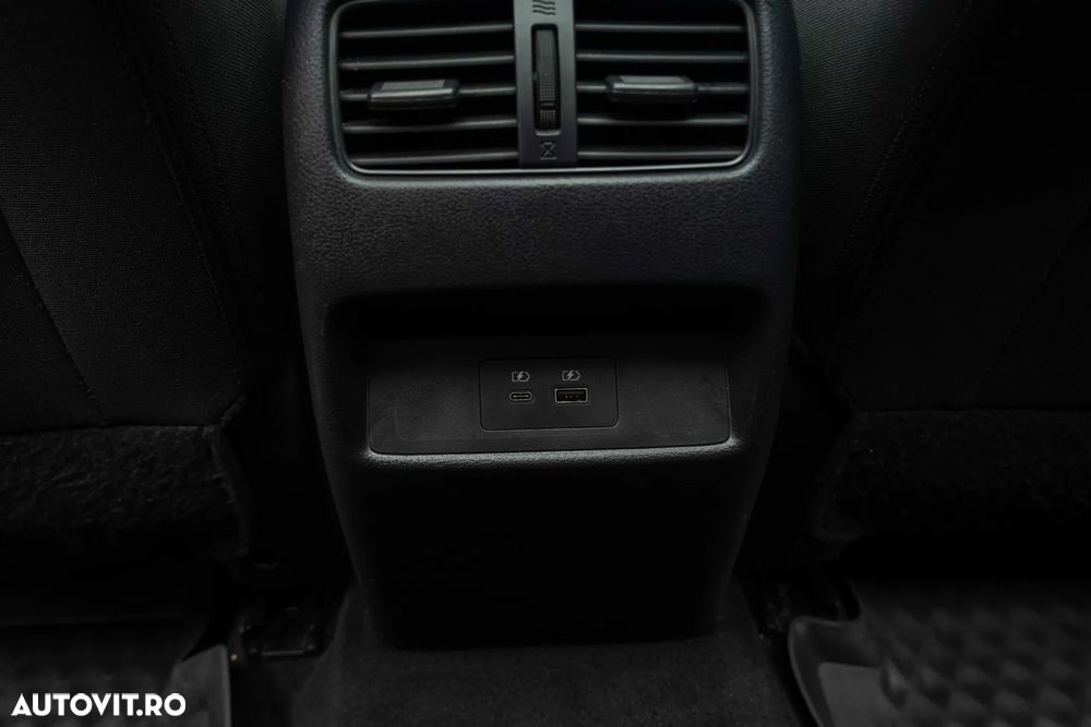 Nissan Qashqai 1.3 l MHEV X-Tronic 4WD N-Connecta - 25