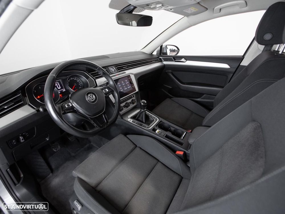 VW Passat Variant 1.6 TDI Confortline - 7