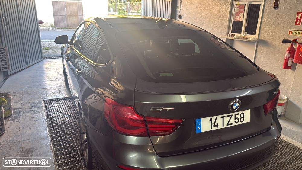BMW 318 Gran Turismo d Pack M Auto - 9