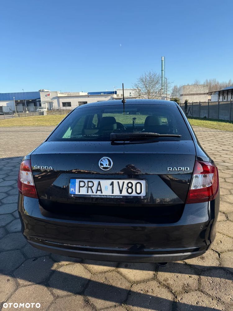 Skoda RAPID 1.0 TSI Ambition - 2