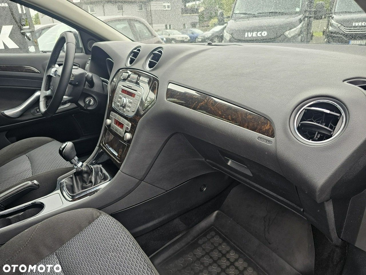 Ford Mondeo - 18