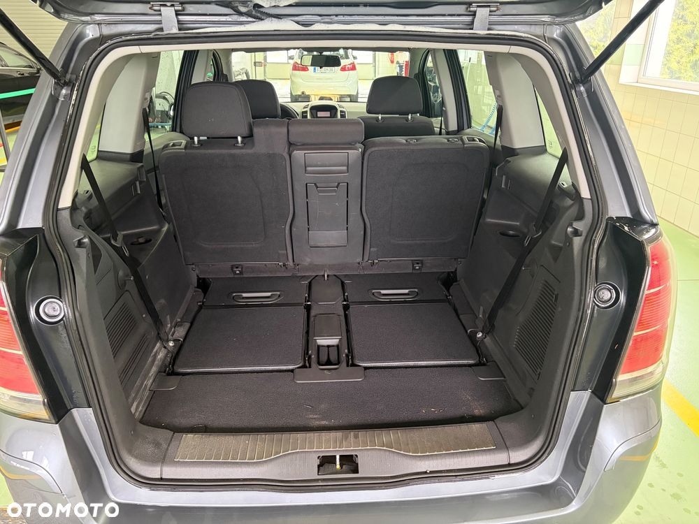 Opel Zafira 1.8 Elegance - 11