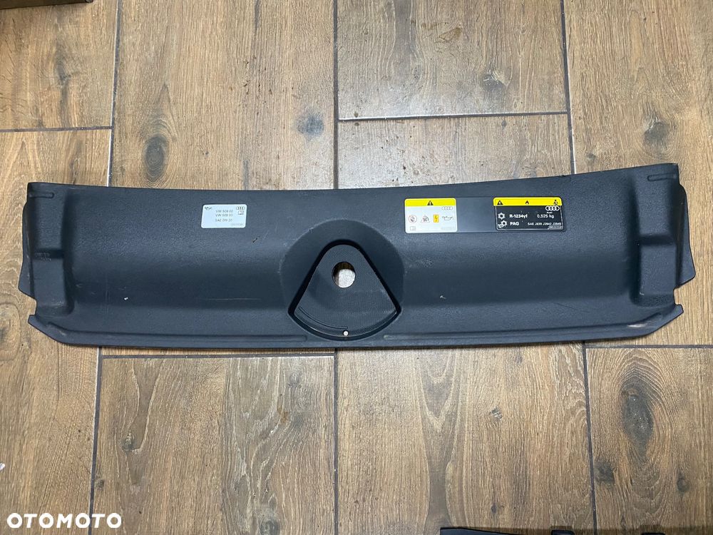 OSŁONA PASA GÓRNA AUDI A4 B9 8W0807081F ORG - 1