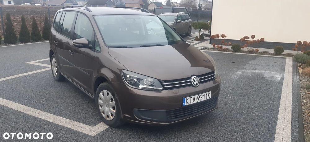 Volkswagen Touran - 8