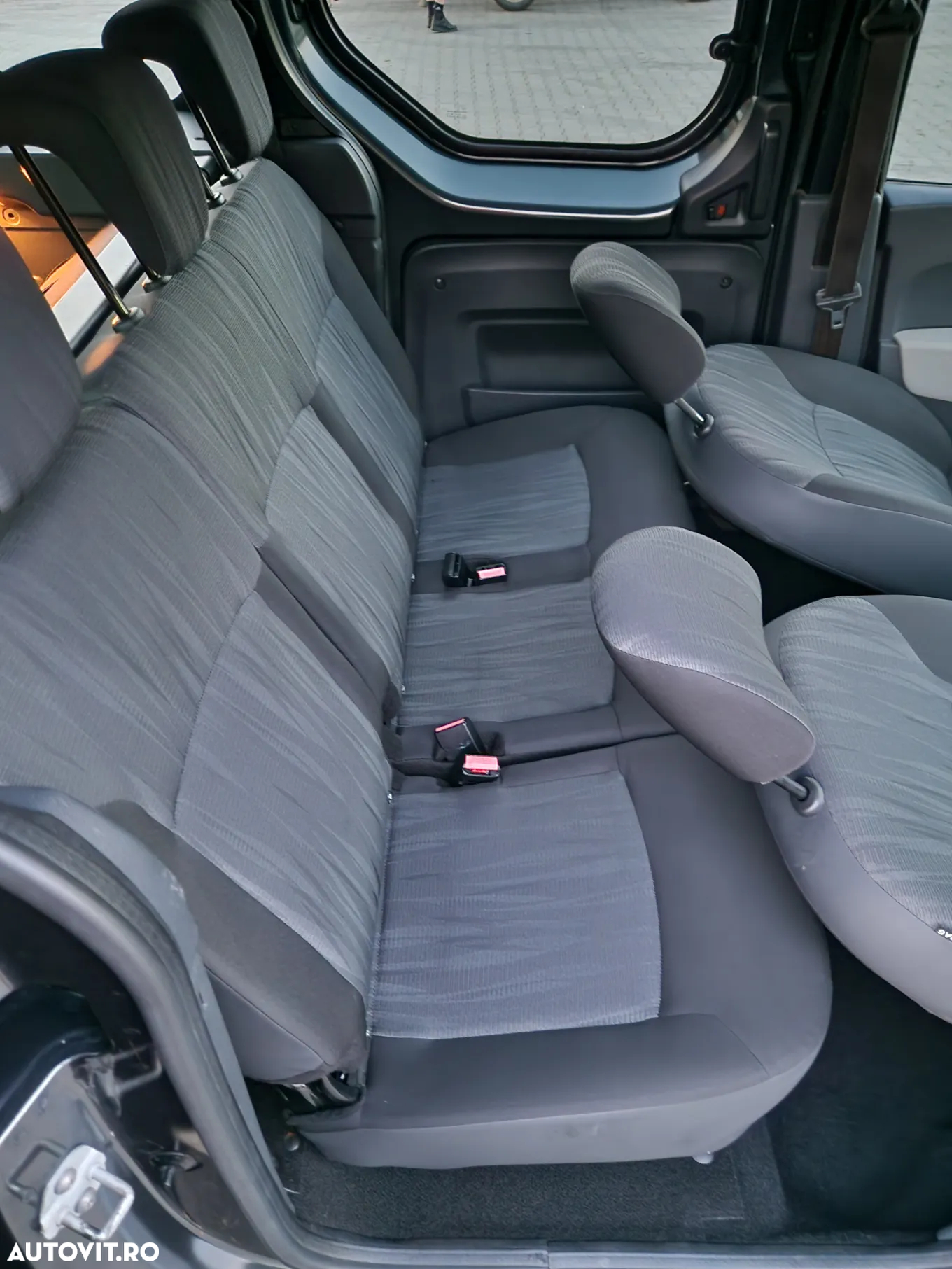 Dacia Dokker 1.5 dCi 90 CP Laureate - 19