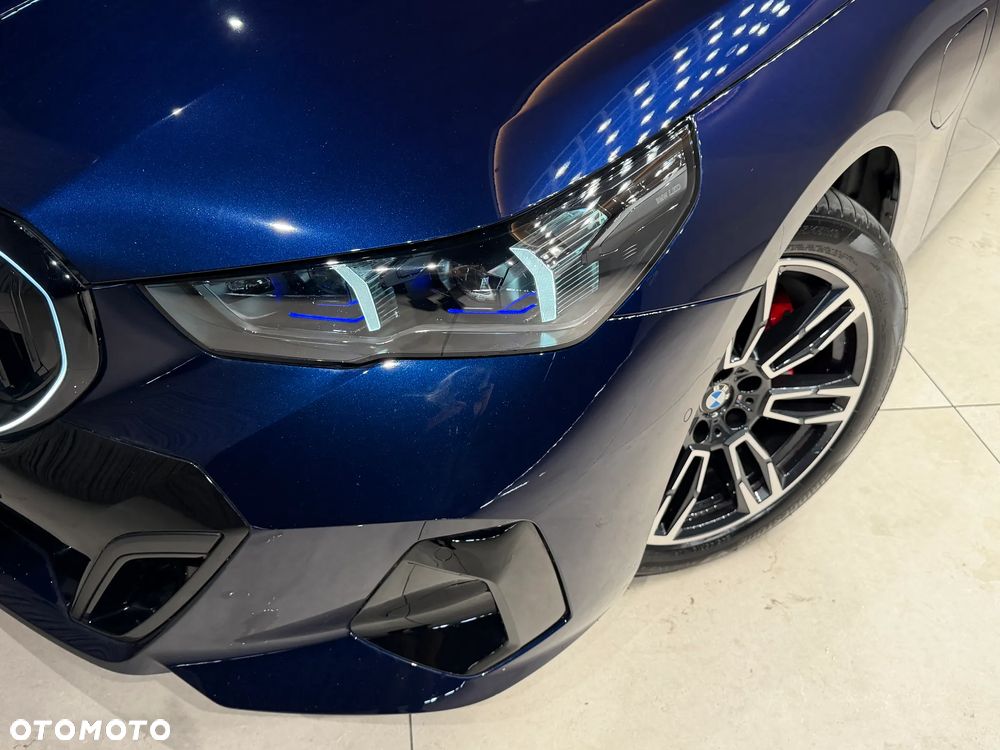 BMW Seria 5 530e xDrive - 17