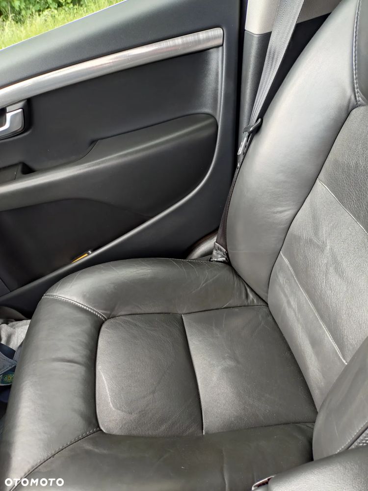 Volvo XC 70 D5 AWD Momentum - 16