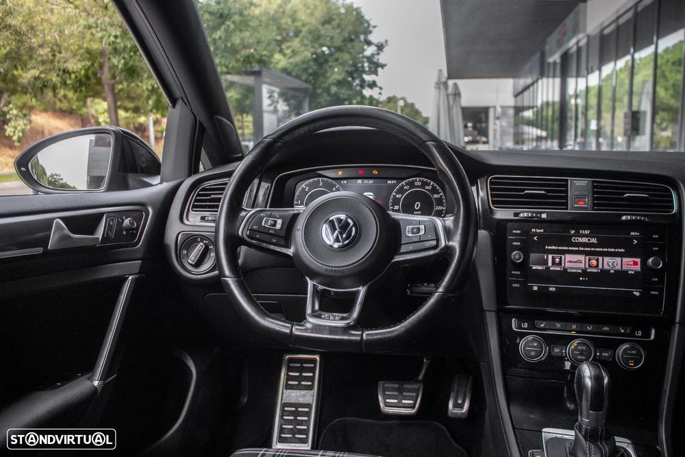 VW Golf GTD 2.0 TDI SCR DSG - 36
