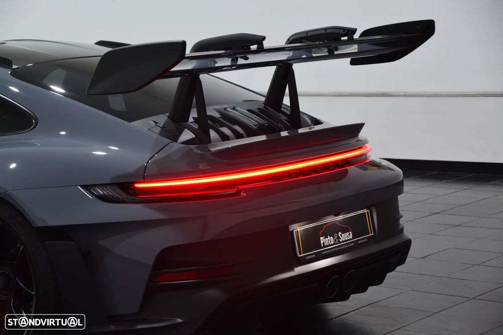 Porsche 911 (992) GT3 RS - 9