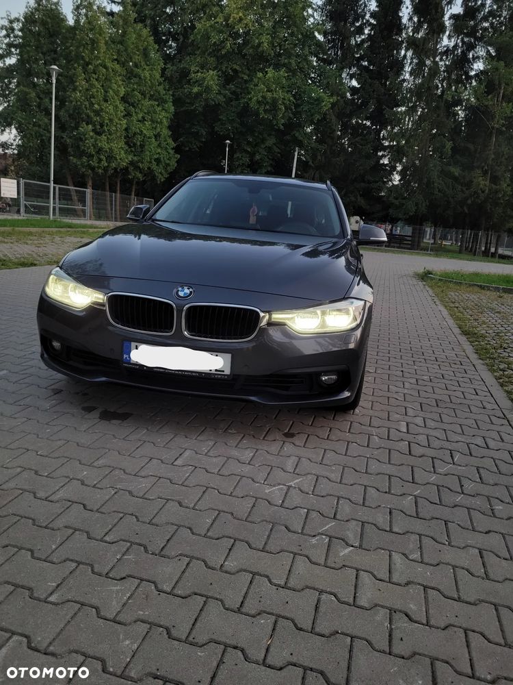 BMW Seria 3 325d - 3