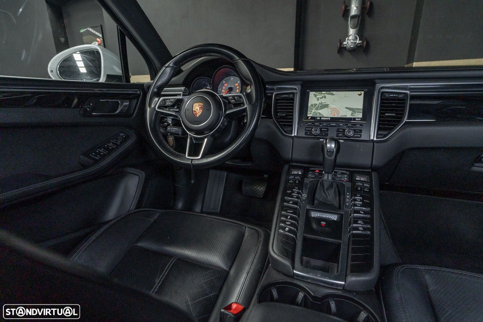 Porsche Macan S - 13