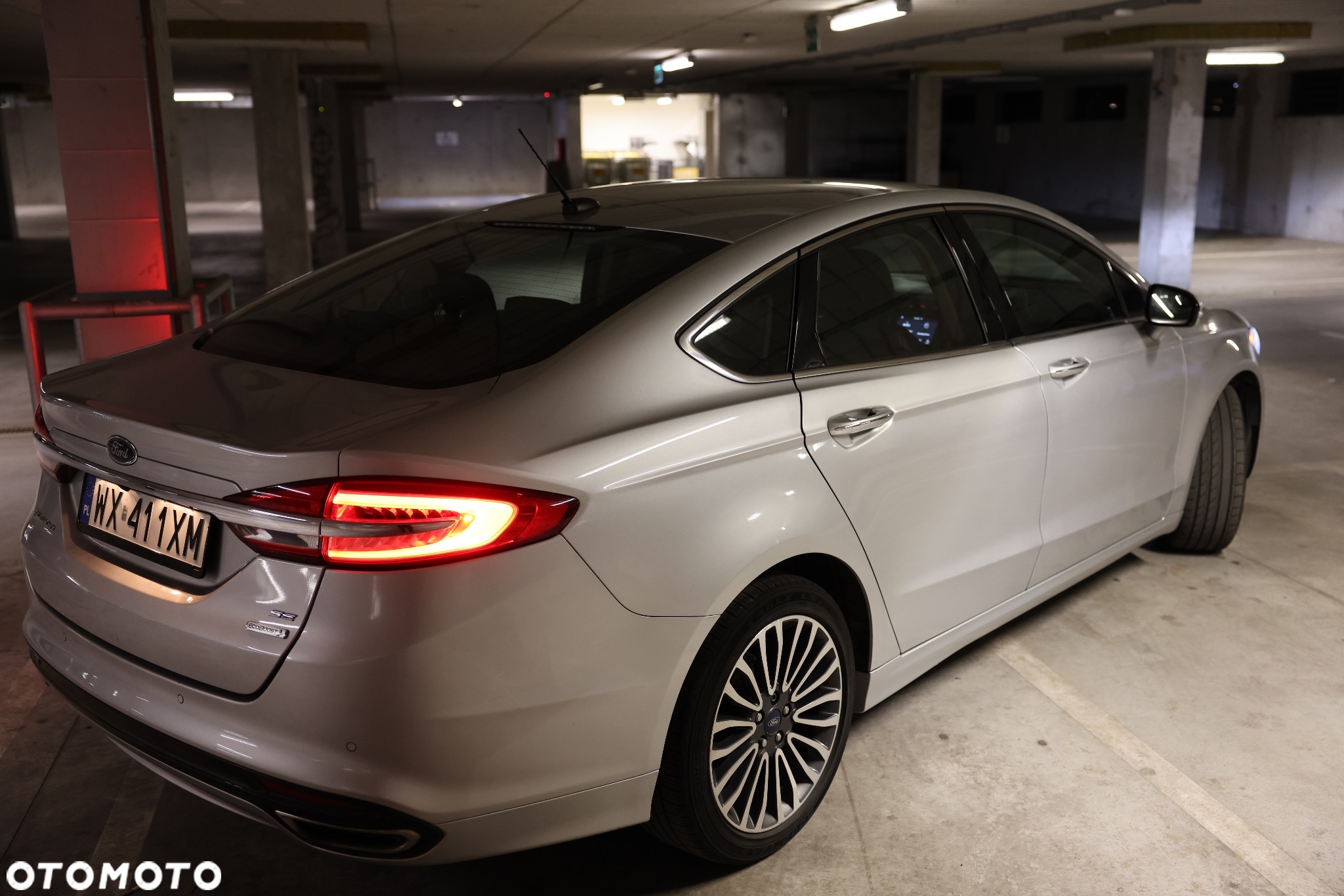 Ford Fusion 2.0 EcoBoost Titanium - 14