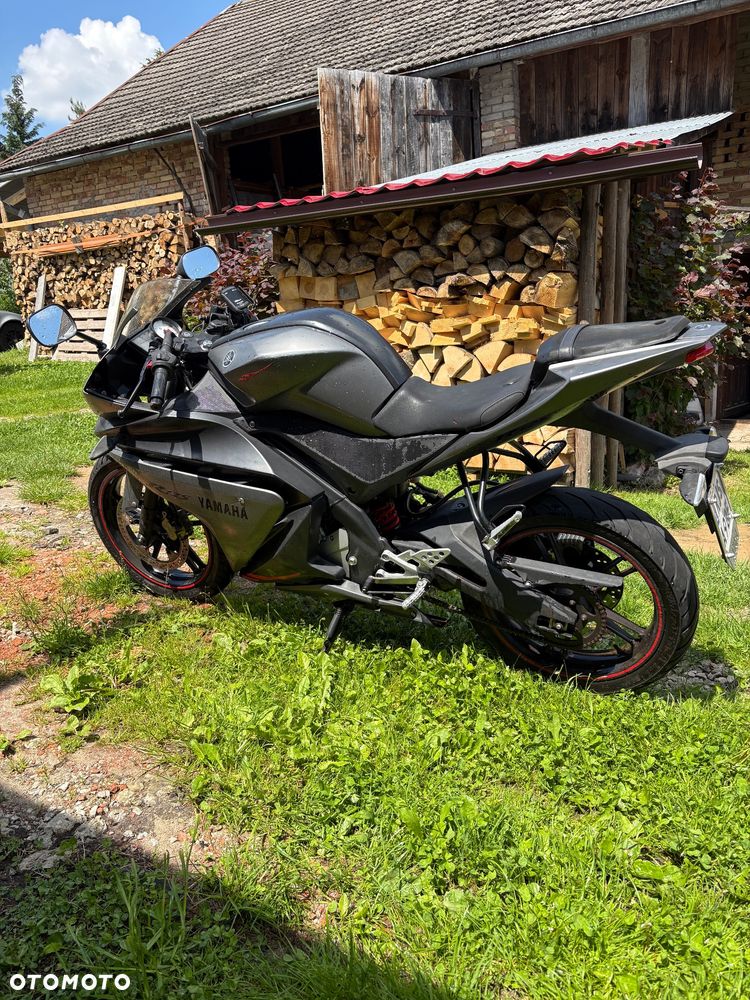 Yamaha YZF - 5