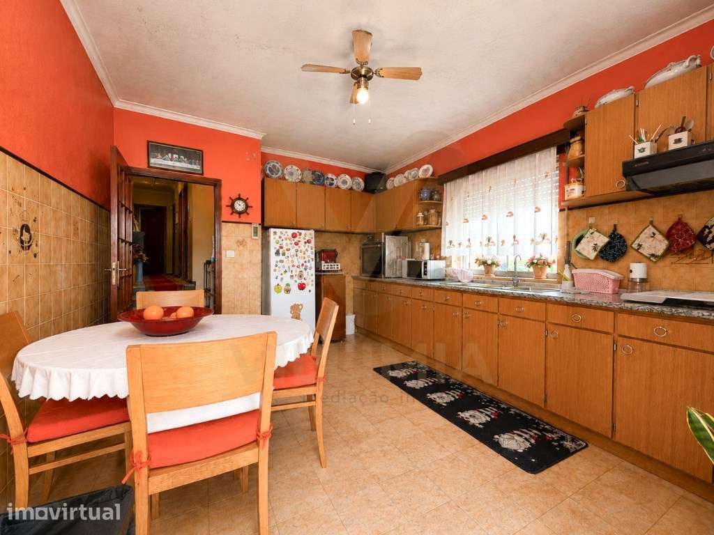 Moradia T5 com Jardim | Arcozelo - Vila Verde - Grande imagem: 3/32