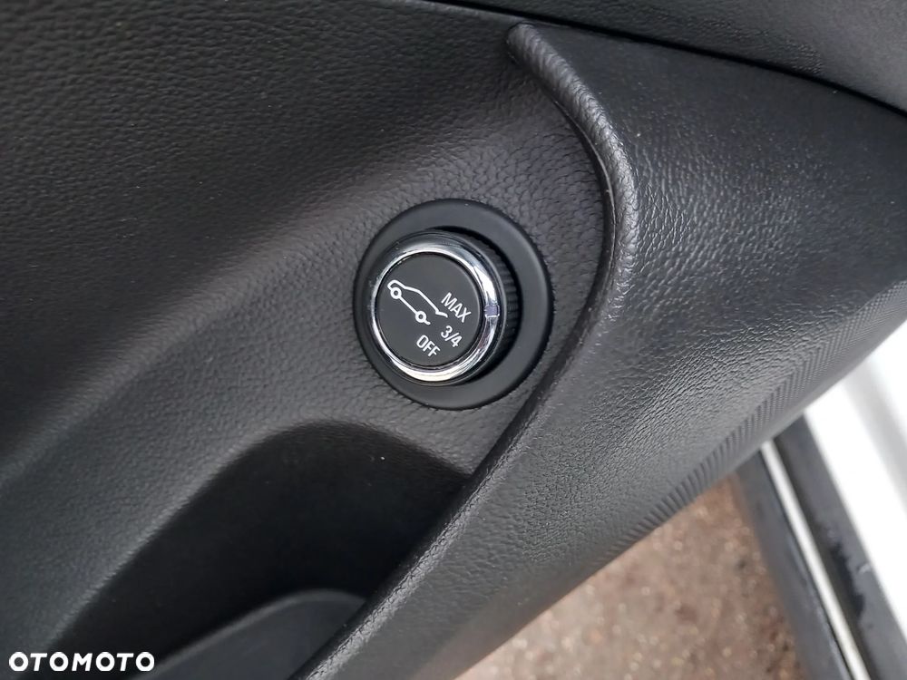 Opel Insignia 2.0 CDTI 4x4 Automatik Innovation - 27