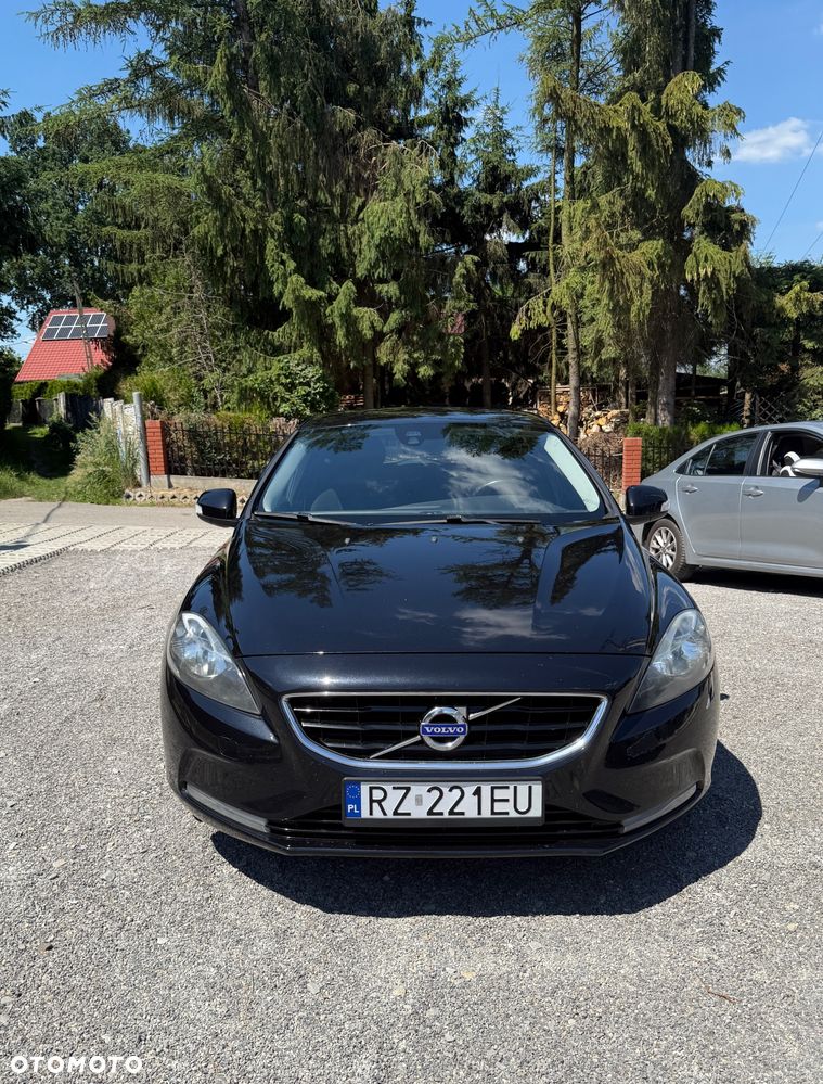 Volvo V40 D2 - 4