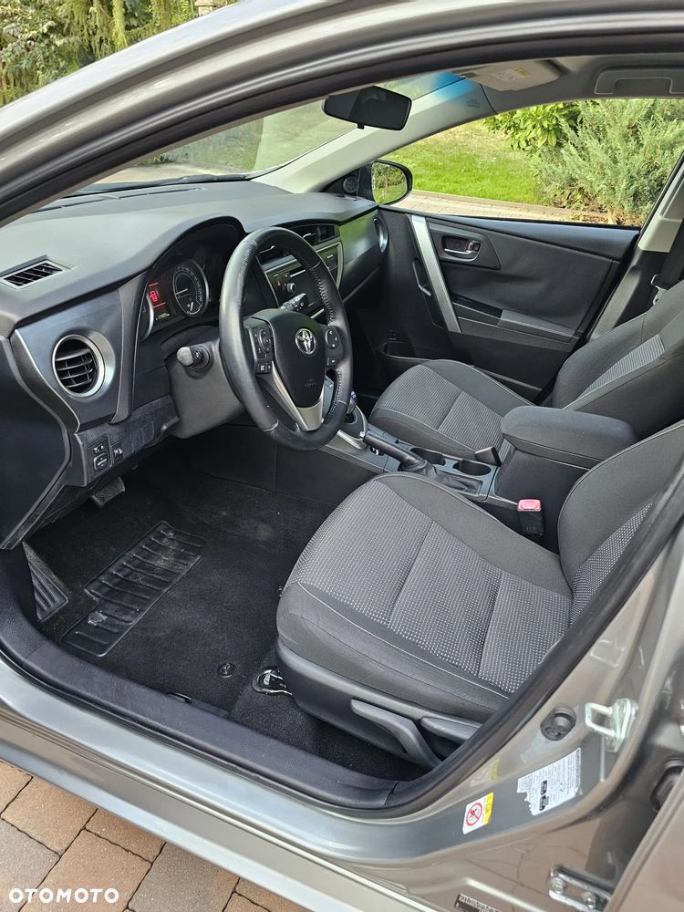 Toyota Auris - 26