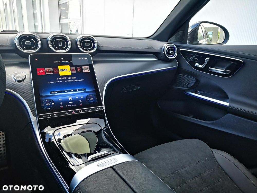 Mercedes-Benz Klasa C 180 9G-TRONIC Edition AMG Line - 14