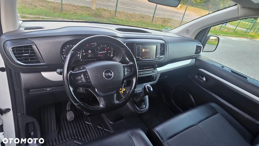 Opel VIVARO - 23