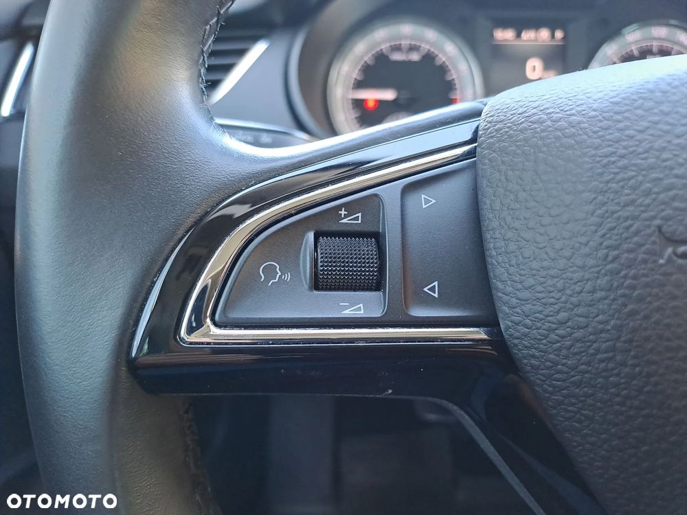 Skoda Octavia 2.0 TDI Style DSG - 22