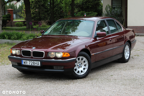BMW Seria 7 728i
