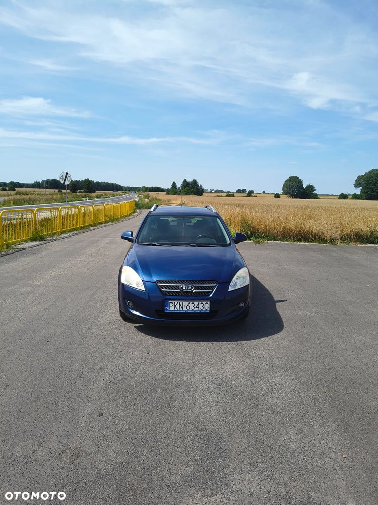 Kia Ceed 1.6 Crdi Comfort + - 2