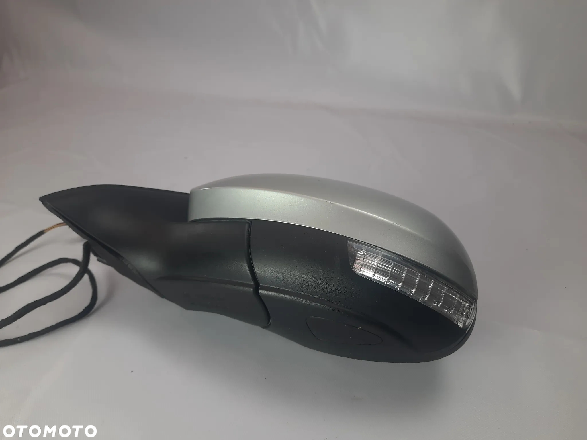Lusterko VW Tiguan 07 - 11 Lewe el. 6 kabli Kod lakieru LA7W - 4