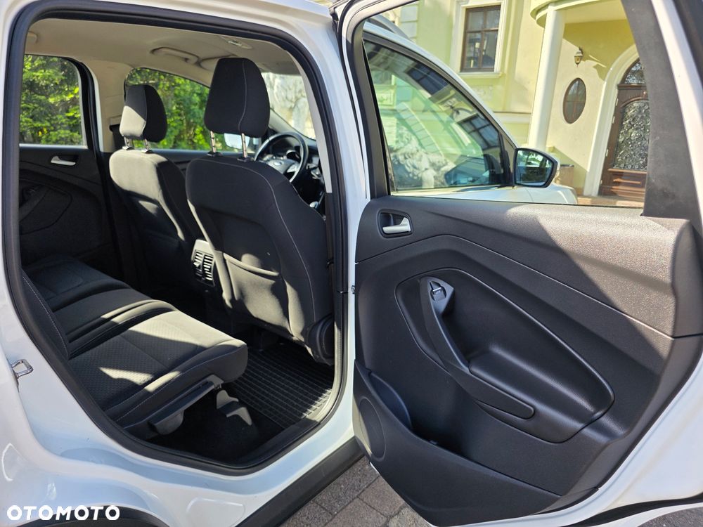 Ford Kuga 2.0 TDCi AWD Titanium - 22
