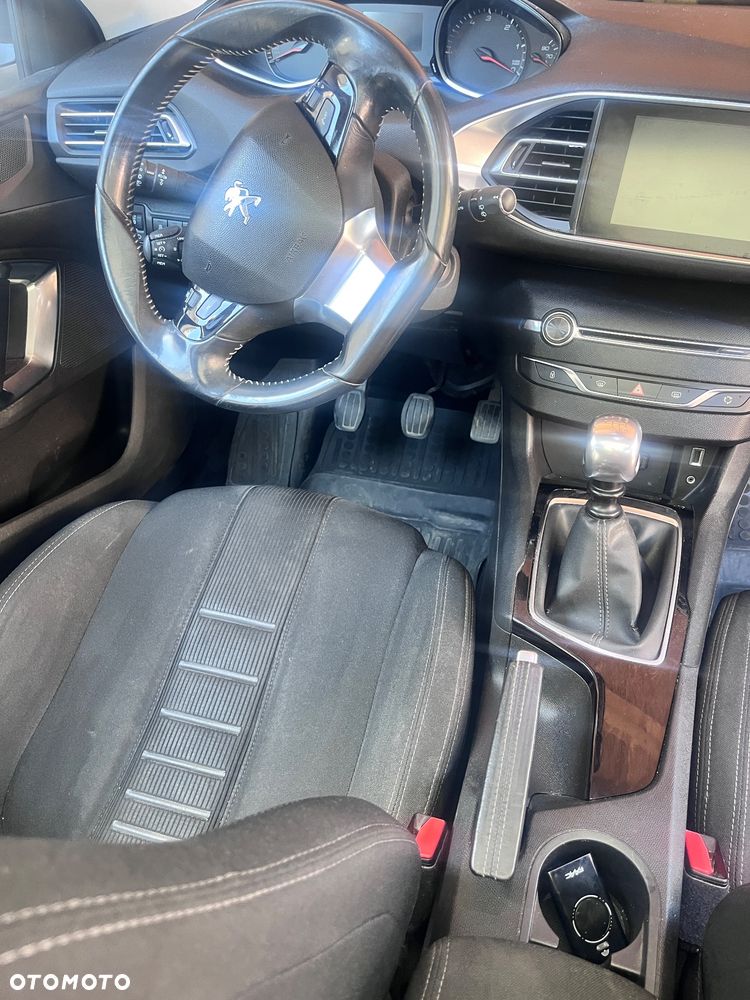 Peugeot 308 1.6 BlueHDi Active S&S - 27