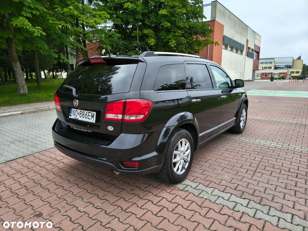 Fiat Freemont 2.0 Multijet 16V DPF Automatik Allrad Lounge - 12