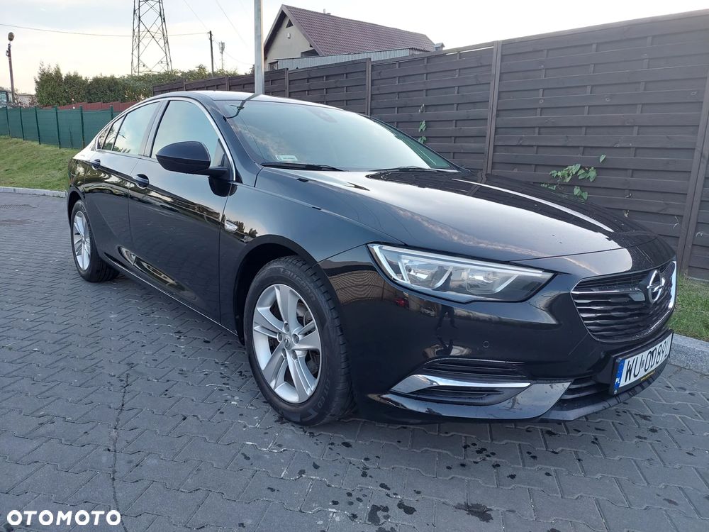 Opel Insignia - 1