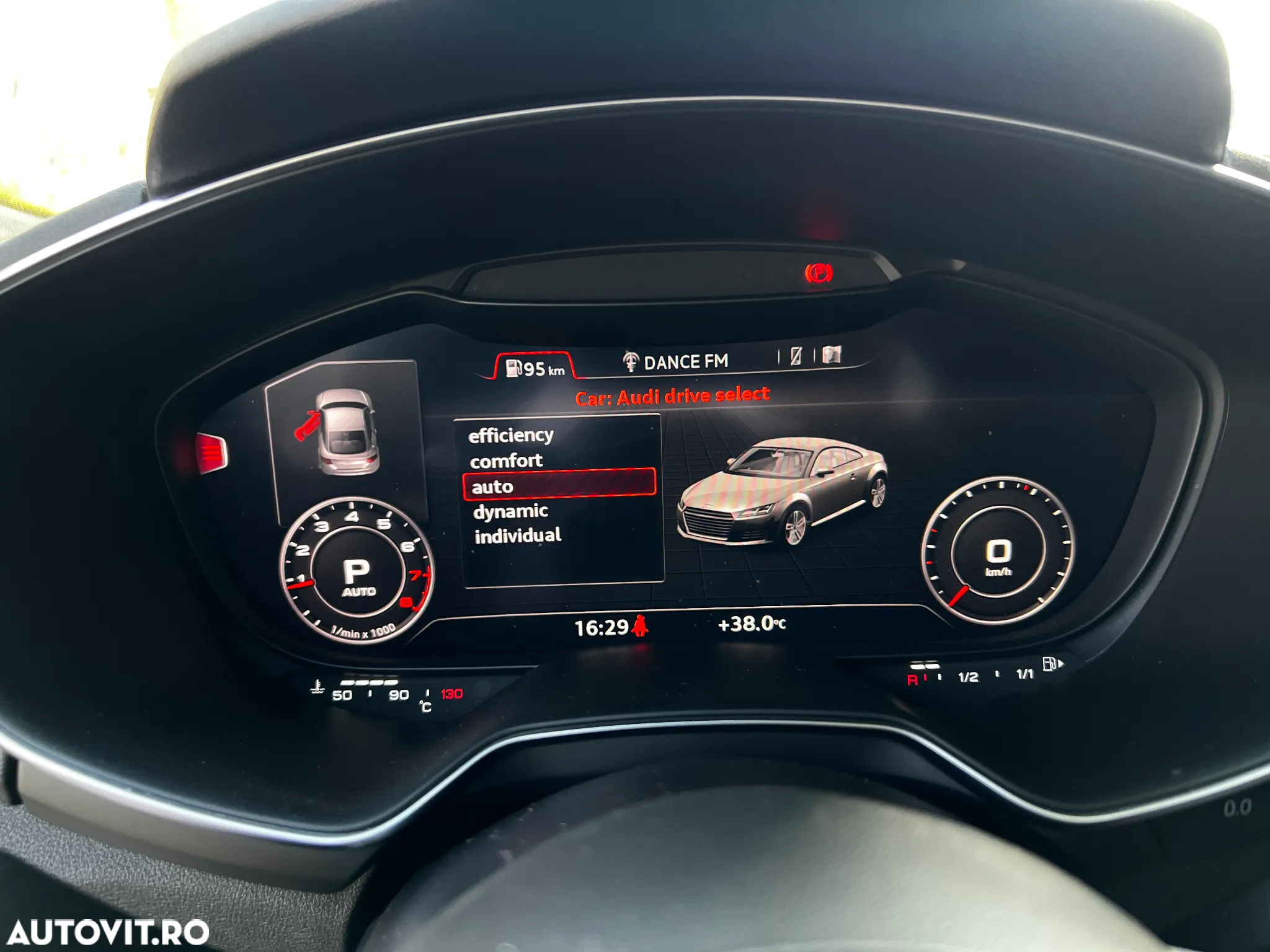 Audi TT Coupe 2.0 TFSI Stronic quattro - 27