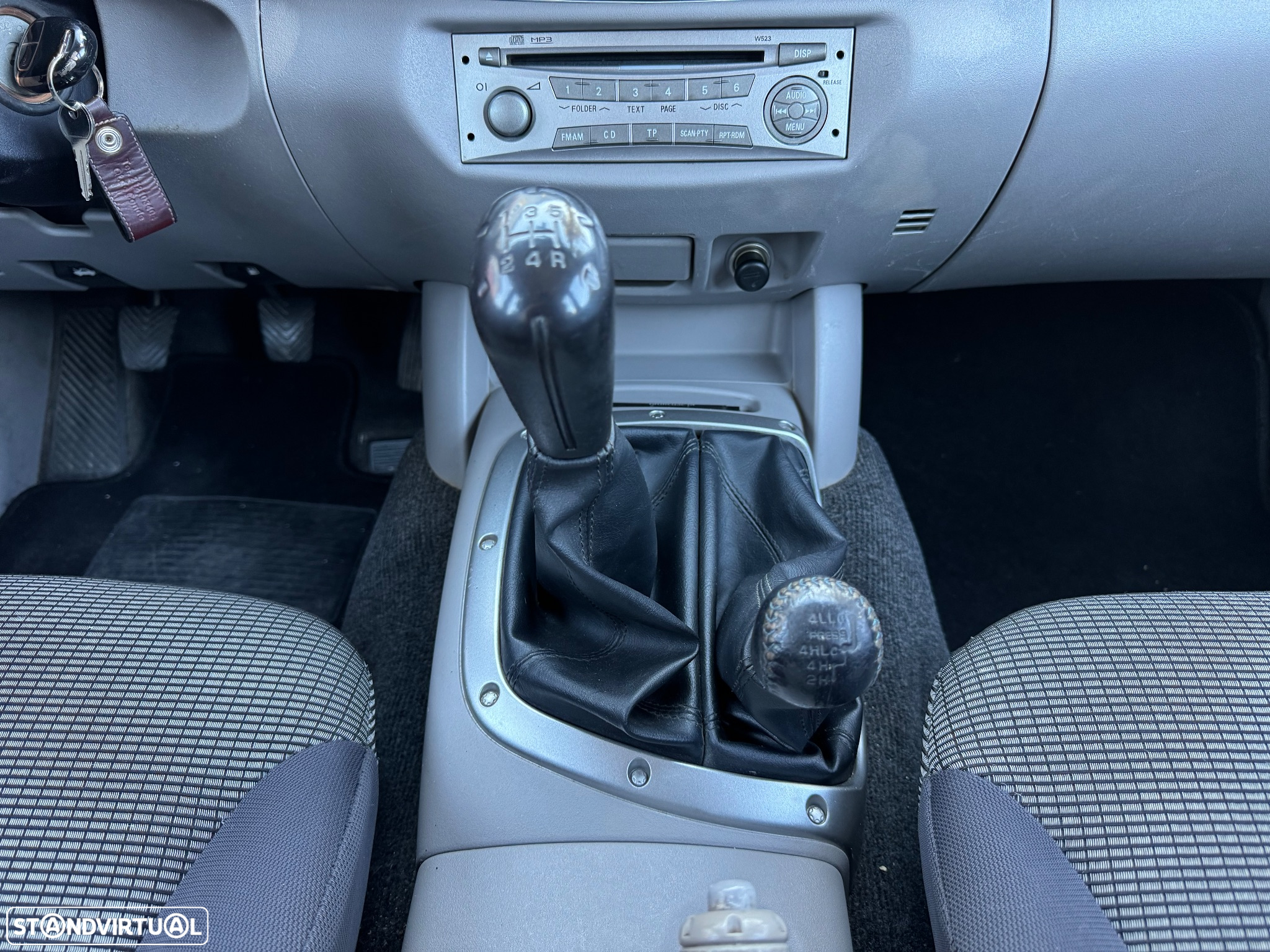 Mitsubishi L200 2.5 DI-D CD Invite AC 4WD - 17