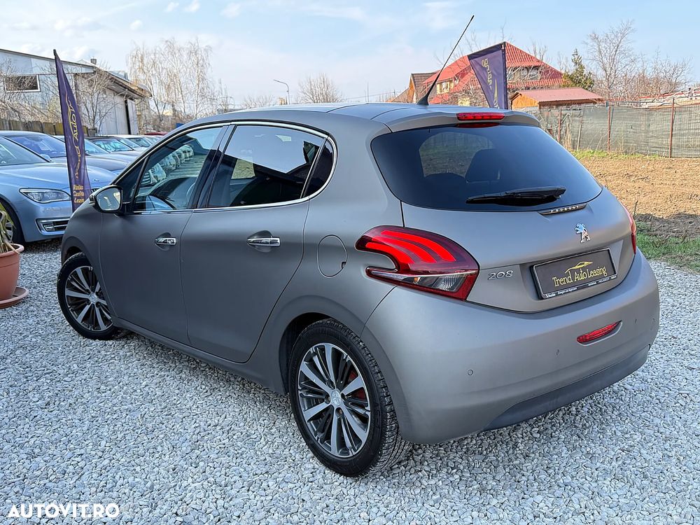 Peugeot 208 PureTech 82 Start & Stop Allure - 3