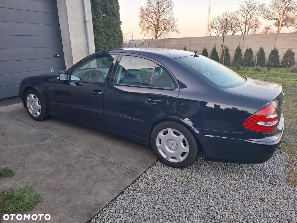 Mercedes-Benz Klasa E 220 CDI Automatik Classic - 2