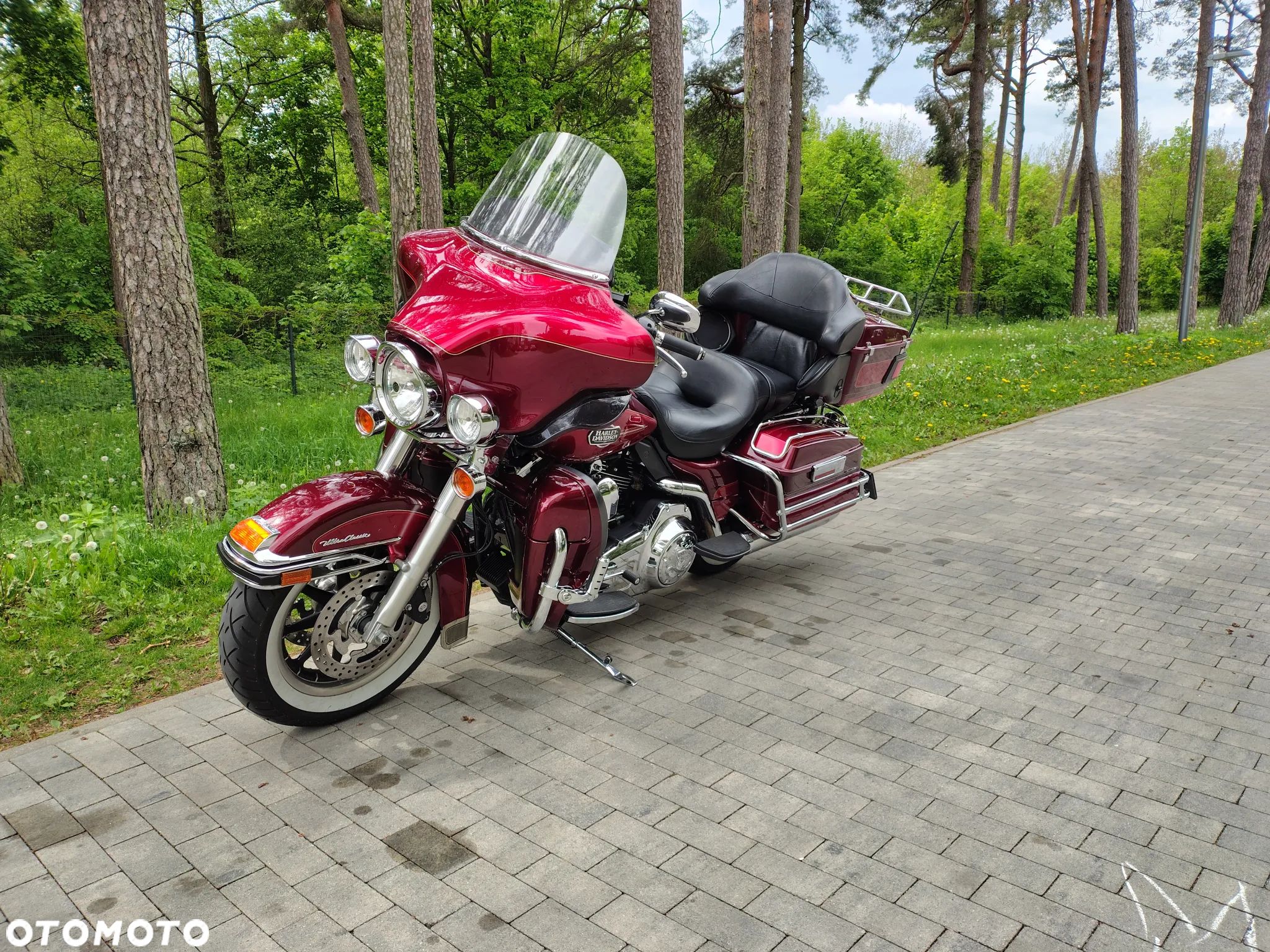 Harley-Davidson FLHTCU Ultra - 1