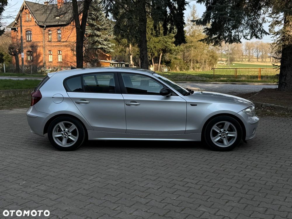 BMW Seria 1 118i - 5